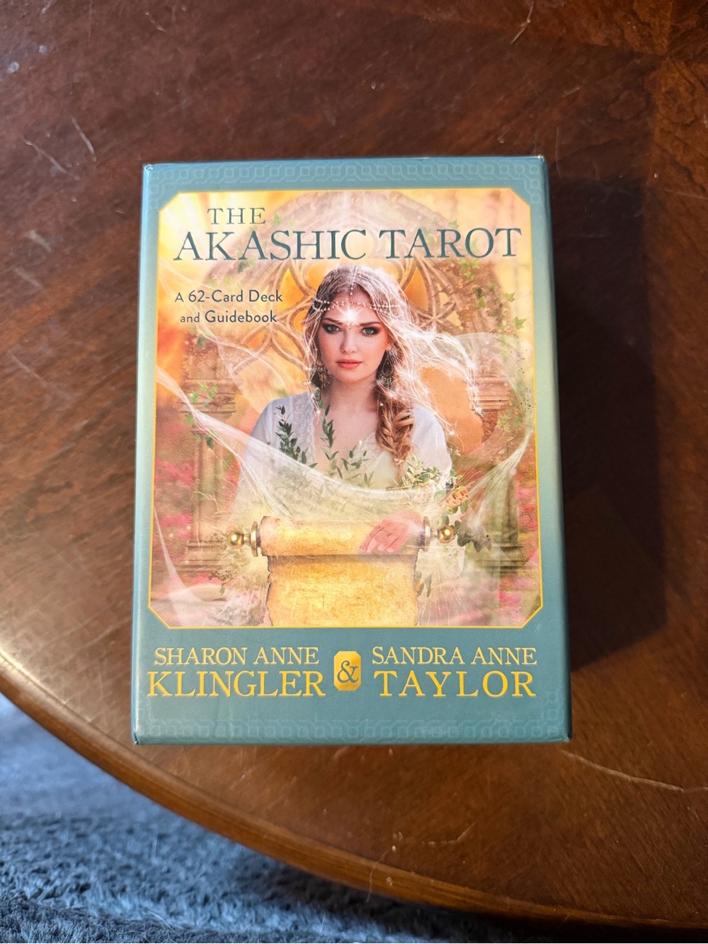 Tarot Card Set With Guidebook
